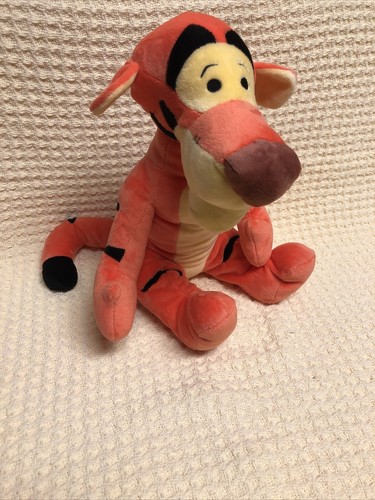 Disney Collection 13” Tigger Plush Toy. EUC PREOWNED - Picture 2 of 9
