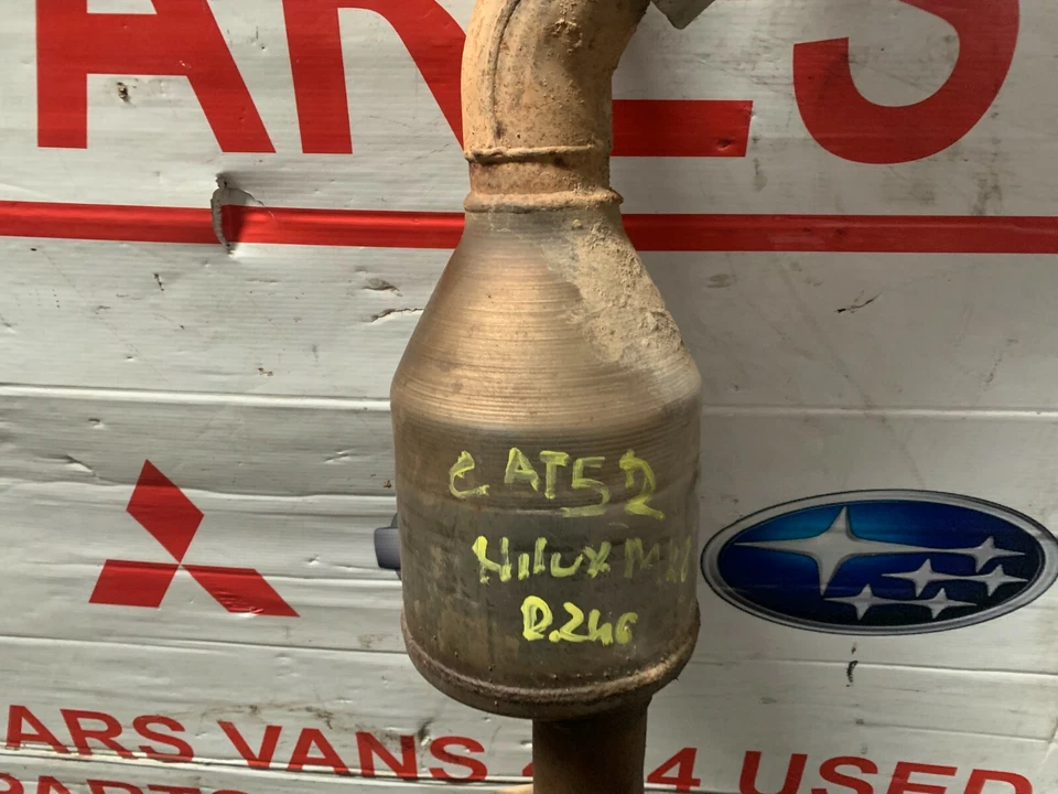 TOYOTA HILUX MK8 2018 ACTIVE 2.4 D4D MANUAL CATALTIC CONVERTER DPF CAT52 REF 246 - Image 2 of 4