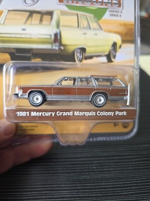 Greenlight Estate Wagons Mercury Grand Marquis Colony Park Brown Diecast 1:64