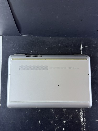 HP Pavilion 15-au023cl 15,6" i5-6200U 2,3 GHz 4 GB RAM LEGGERE - Foto 5 di 9