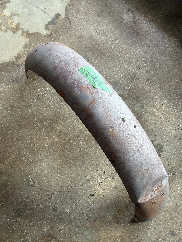 1973 年杜卡迪 750 GT 斜面后挡泥板 — 第 3/4 张图片