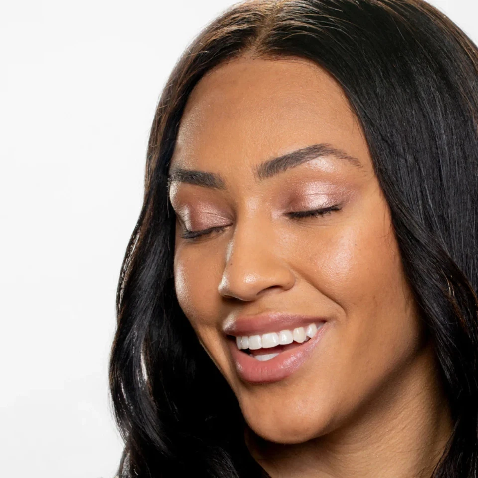 Gen See Hollywood Mixed Media Metallic Liquid Eye Shadow 0.23 fl oz - Image 4 of 4