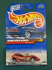 Hot Wheels Game Over Series #4 of 4 Cars Twin Mill II Collector #960 Red