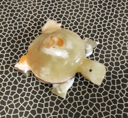 Vintage Onyx Stone Hand Carved Turtle Figurine Sculpture Etched Turtle Shell - Picture 6 of 24