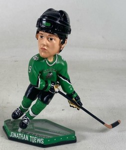 Jonathan Toews North Dakota Sioux Chicago Blackhawks Hockey Bobblehead