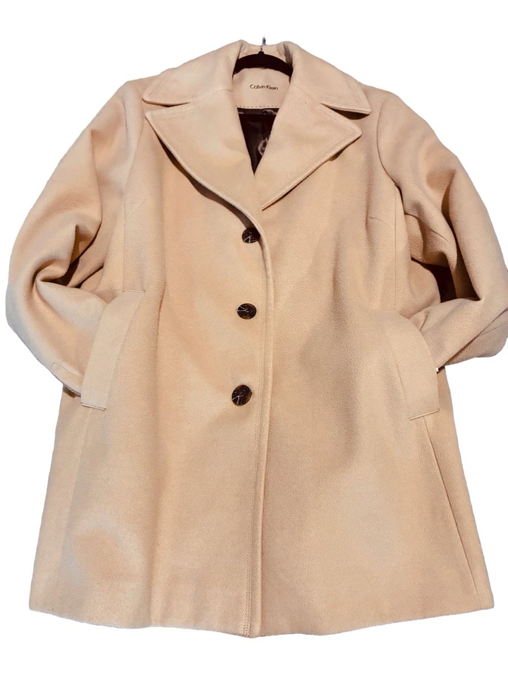 Abrigo de invierno Calvin Klein Peacoat para mujer grande clásico con botones tostado Foto 2 de 4