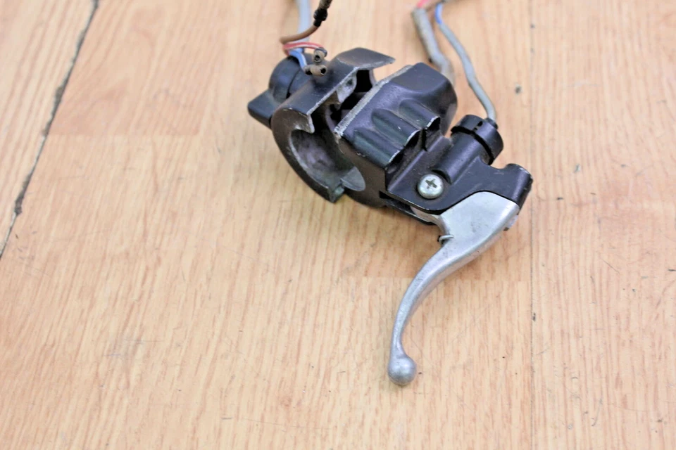 Interruptor de manillar izquierdo Yamaha TX650A 1973 con palanca de descompresión Foto 3 de 4