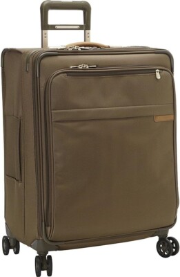 Briggs & Riley Baseline Medium erweiterbarer 4-Rad Spinner Koffer, oliv