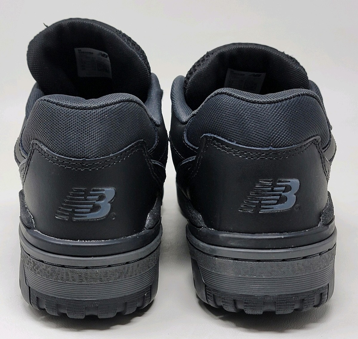 New Balance 550 Men Size 6.5 US Low Triple Black GS GSB550BB  display picture 2
