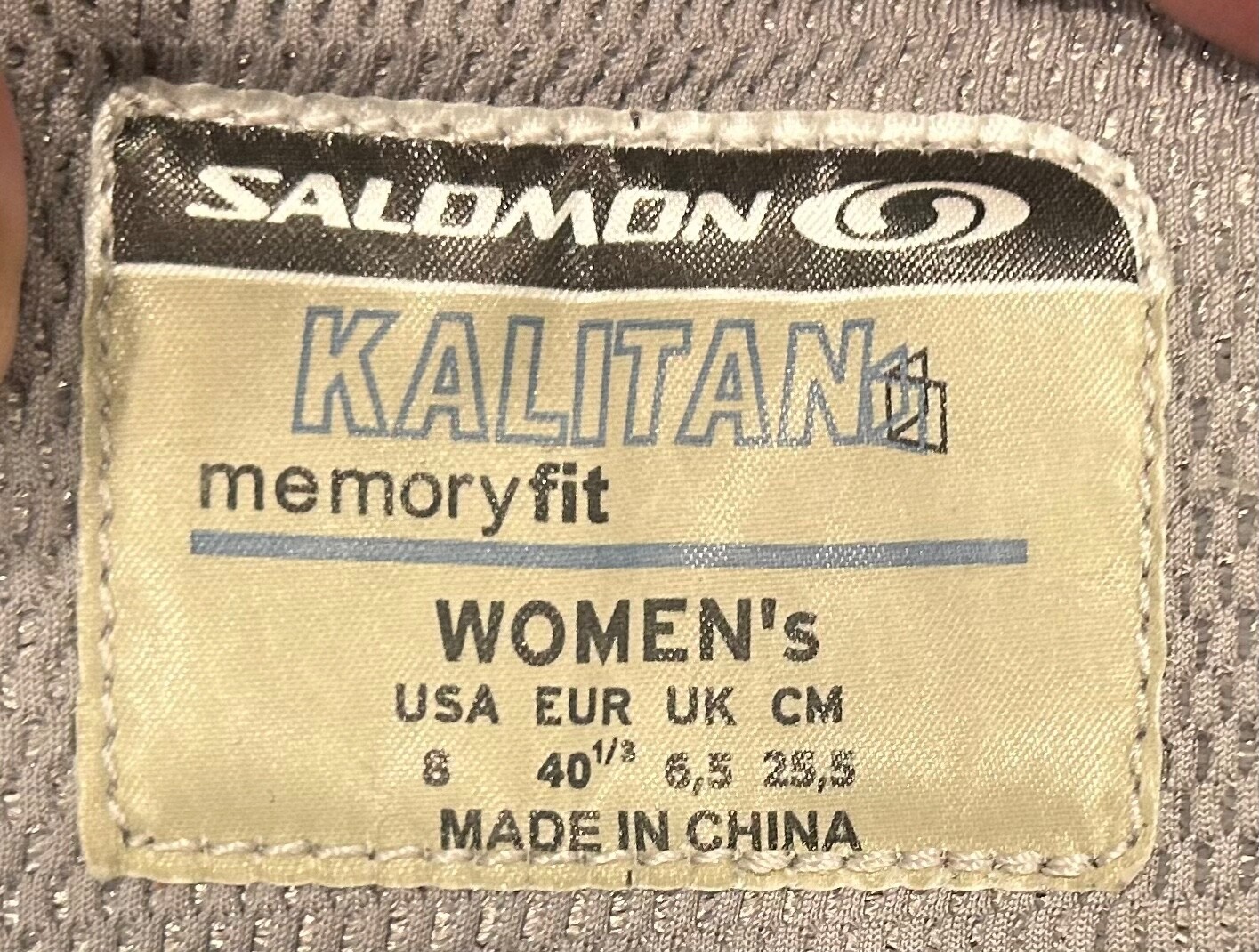 Usa unata! volta!i St daowboard snowboa Salomon Kalit donnaa ta 8 liti pu edeganti!