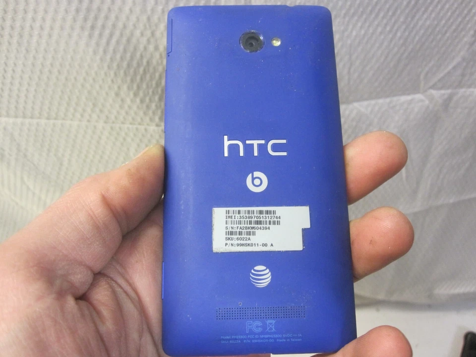 HTC Windows Phone 8X 加州蓝色 16GB 威瑞森无线 Android 智能手机 — 第 4/4 张图片