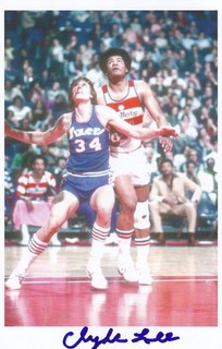 CLYDE LEE Signed 4X6 Photo NBA Basketball PHILADELPHIA 76ERS Autograph