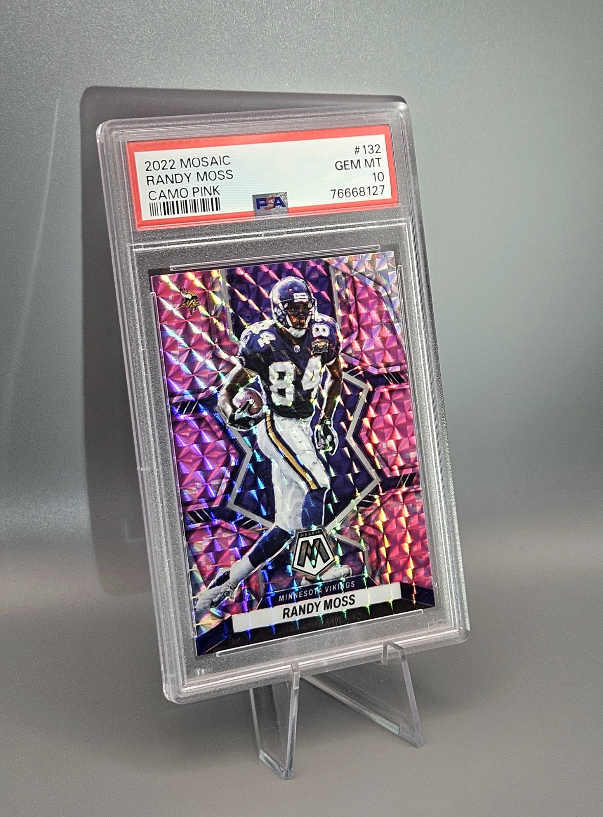 PSA 10 GEM Randy Moss Camo Pink Mosaic Prizm 2022 Panini Mosaic #132 HOF Legend view 2