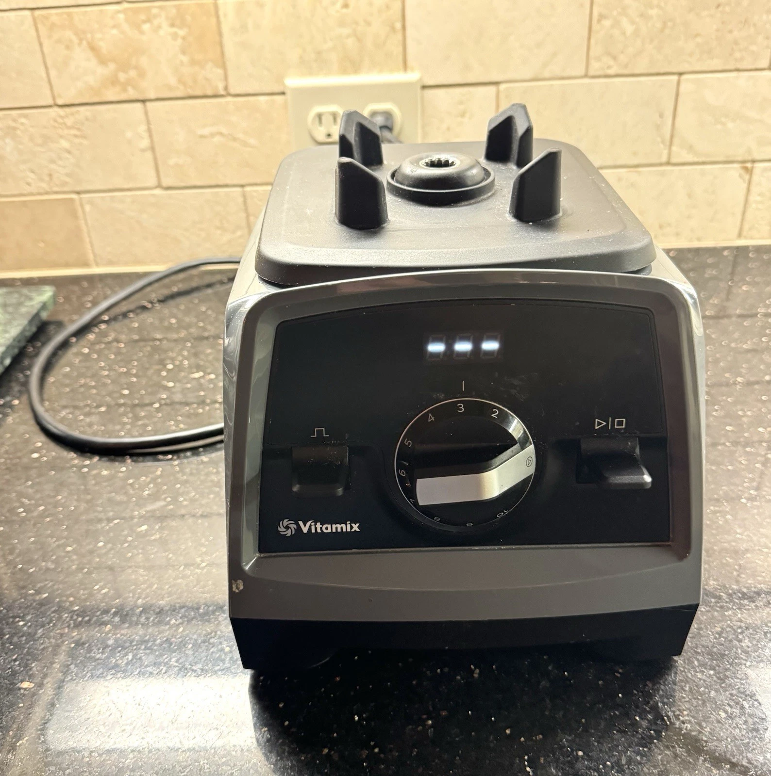 Vitamix Venturist Pro Blender w/Self Detect Technology Base Only- Model: VM0185B