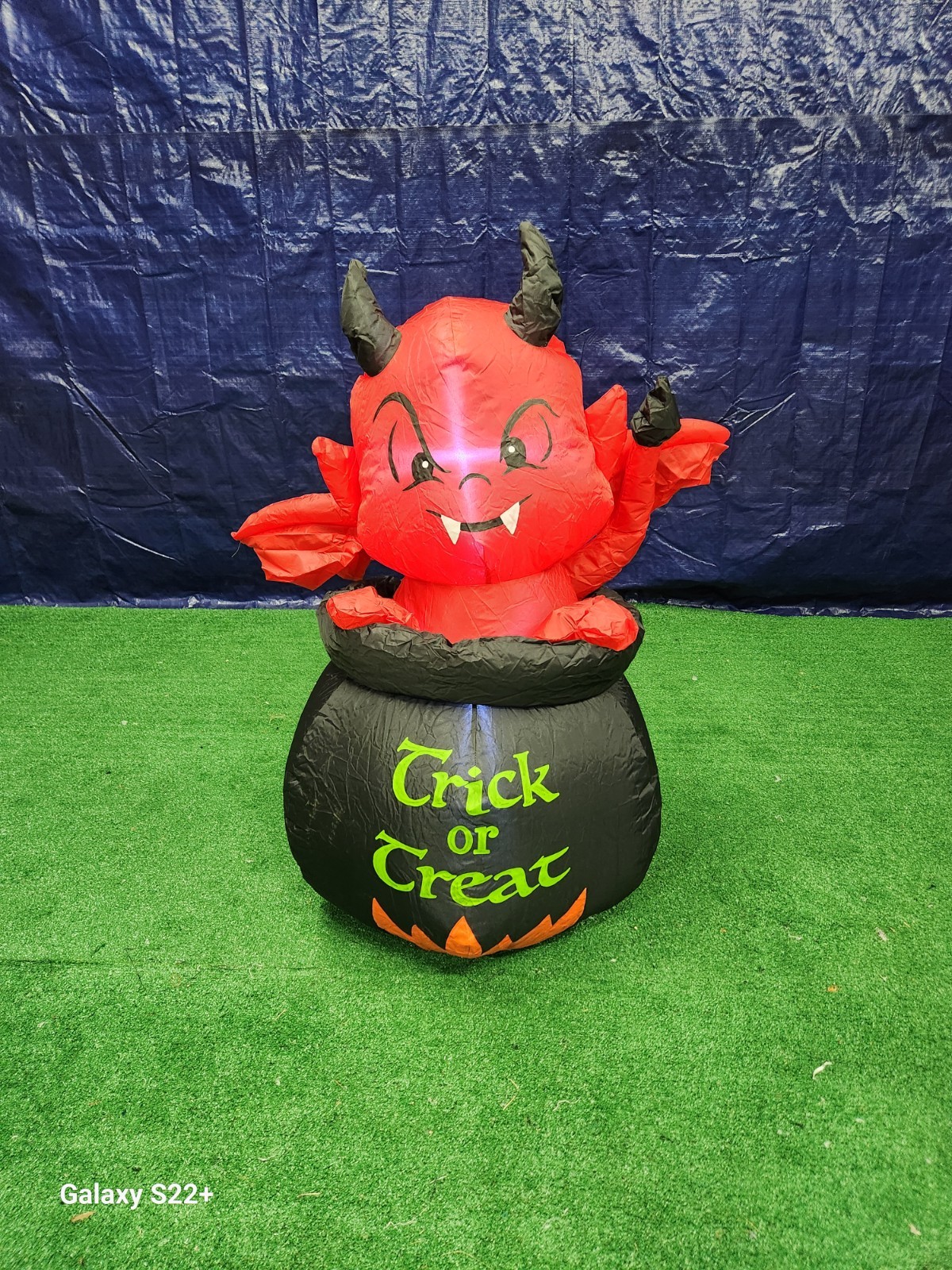 3.5ft Gemmy Airblown Inflatable Prototype Halloween Devil in Cauldron ...