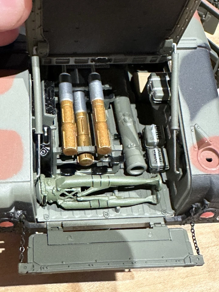 FRANKLIN MINT MILITARY "HUMVEE" M966 Camo Broken Mirror Drivers Side No Box - Image 3 of 4