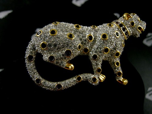 SIGNED SWAROVSKI PAVE' CRYSTAL GOLD LEOPARD PIN ~BROOCH RETIRED RARE NEW - Picture 6 of 8