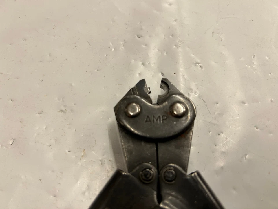 Herramienta de crimpado AMP 49592 14-12 W-STD con grabados #42. Estante Zz4 azul Foto 4 de 4