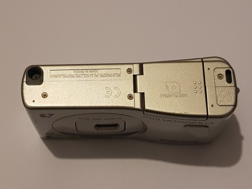 Fujifilm Endeavor 101ix Silver Comact APS Film Camera Fujinon Lens 24mm Tested - Picture 3 of 6