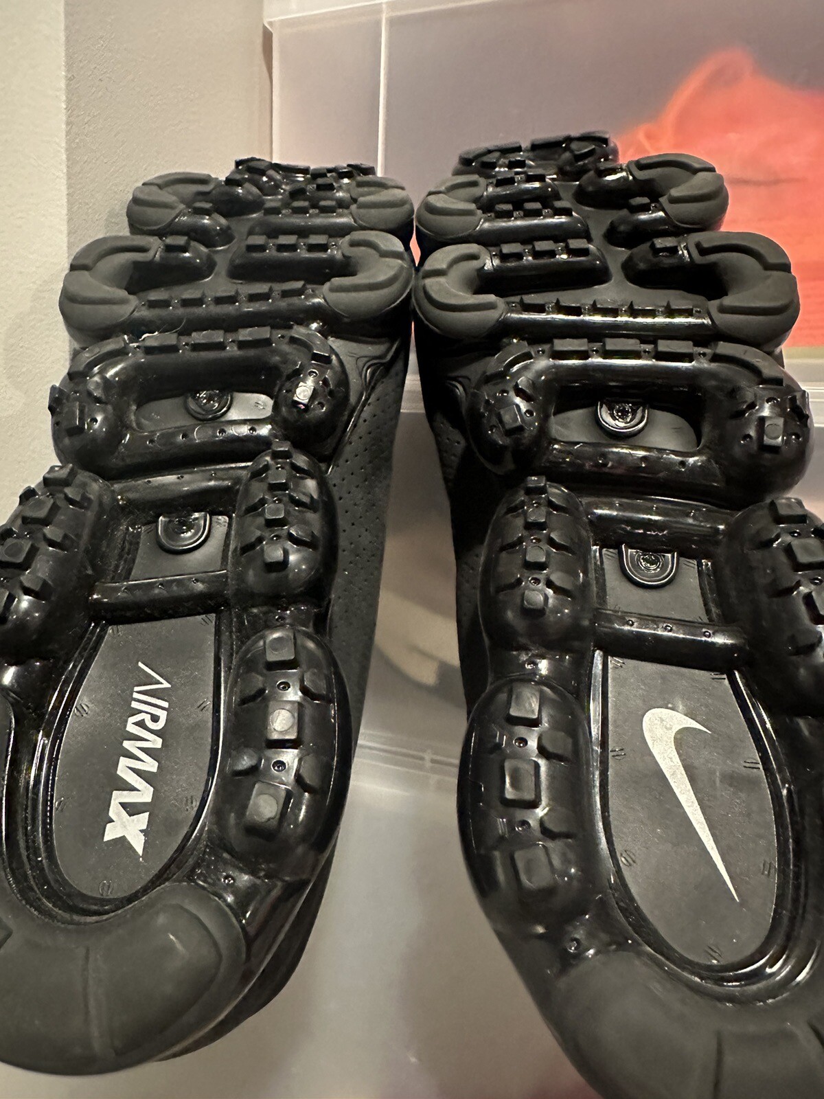 nike vapormax leather