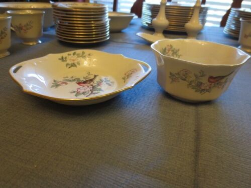 Lenox "Serenade" 13 fünfteilige Gedecke mit Kaffeekanne, Servierteile - Bild 6 von 12