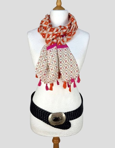 Italy Women's Super Soft and Breathable Geometric Print Scarf - Picture 13 of 13