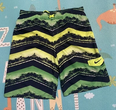 Nike Hawaiian Zigzag Striped Swim Trunks Green Boys Youth Size XL Palm Trees - Image 1 of 4
