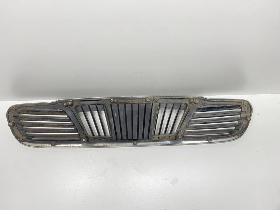1998 - 2000 DAEWOO LANOS FRONT GRILLE OEM, 104-58879 - Image 4 of 4