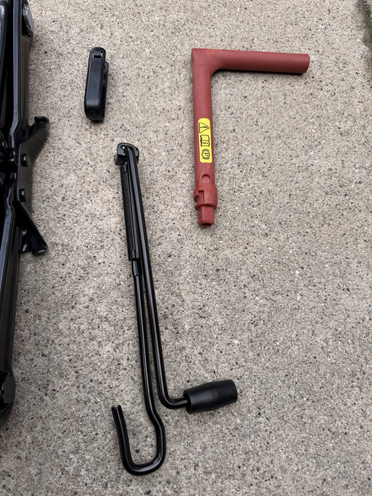 2023 2024 2025 2026 Audi A5 S5 RS5 Sportback Emergency Trunk Spare Jack Tool OEM