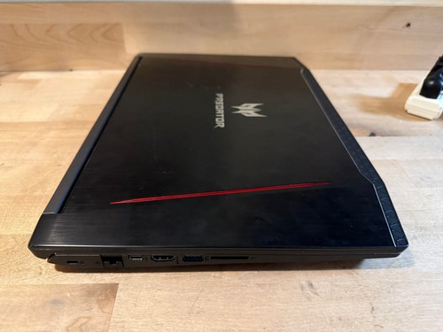 Acer Predator Helios 300 i7-7700HQ 16GB RAM NO SSD NO BATT - Boots to BIOS READ - Afbeelding 6 van 11
