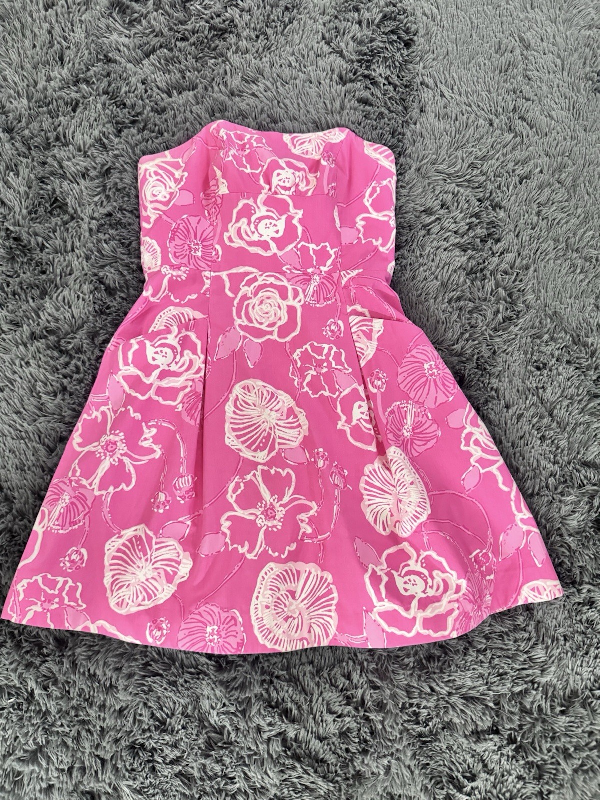 Lilly Pulitzer strapless , specifically identifie… - image 1