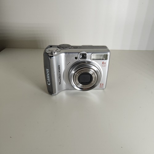 Canon PowerShot A560 Digital Camera - For Parts/Repair - Lens Error - AS IS