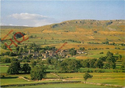 Postkarte>>Askrigg und Ellerkin Scar, Wensleydale, Yorkshire [Walter Scott]