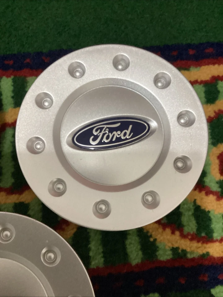 1 2005-2007 Ford Freestyle FiveHundred tampa central prata 4F93-1A096-AA - Imagem 3 de 4