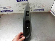 Porte arrière et accessoires Mazda 121