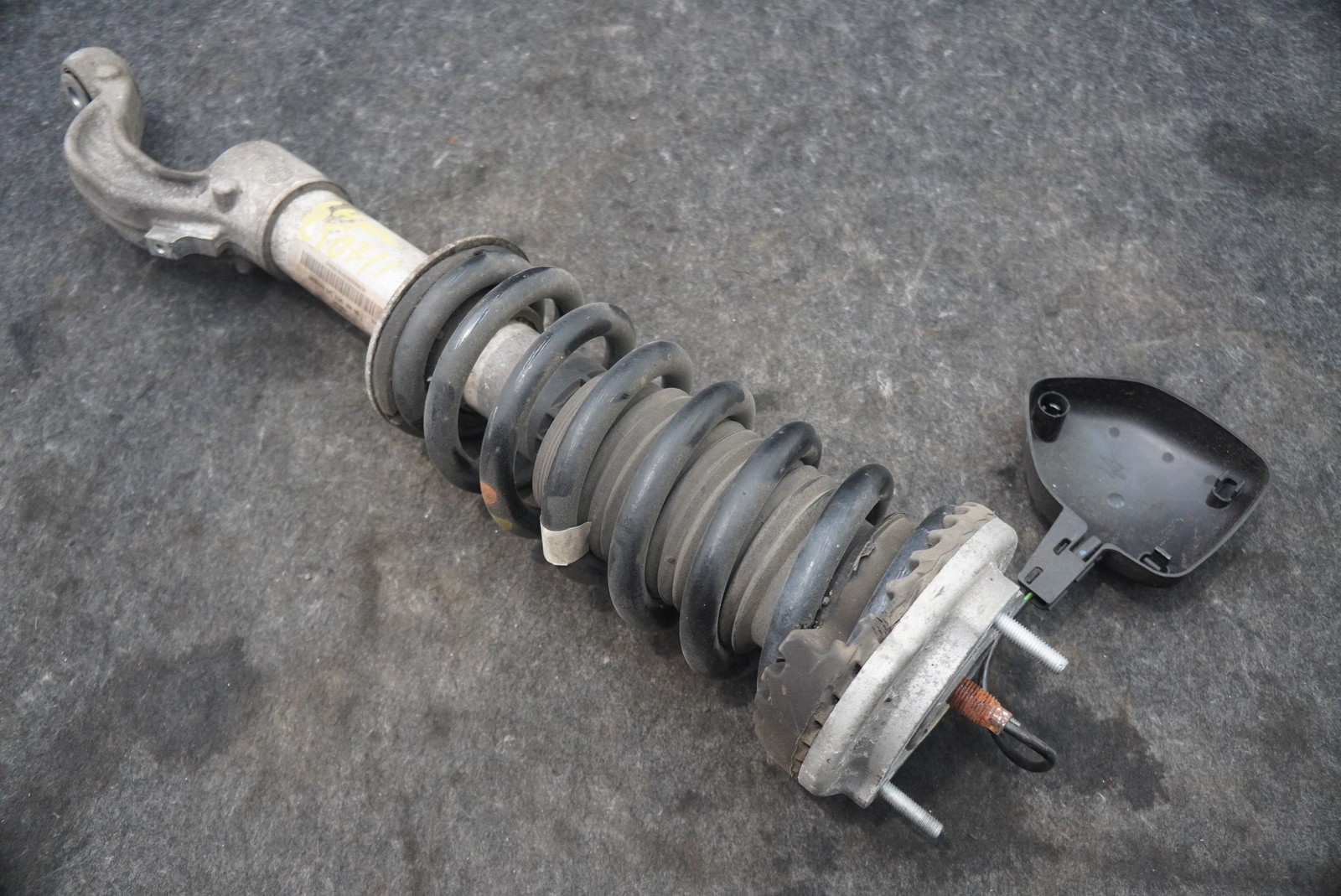 Front Left Shock Absorber Spring Strut AWD Maserati Quattroporte S Q4 M156