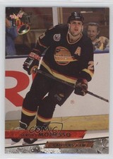 1993-94 Fleer Ultra Sergio Momesso #47 0a4