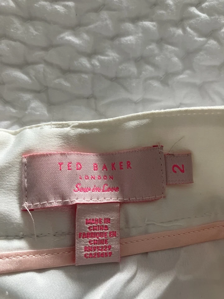 Stunning Ted Baker Floral Skirt - Image 3 of 4