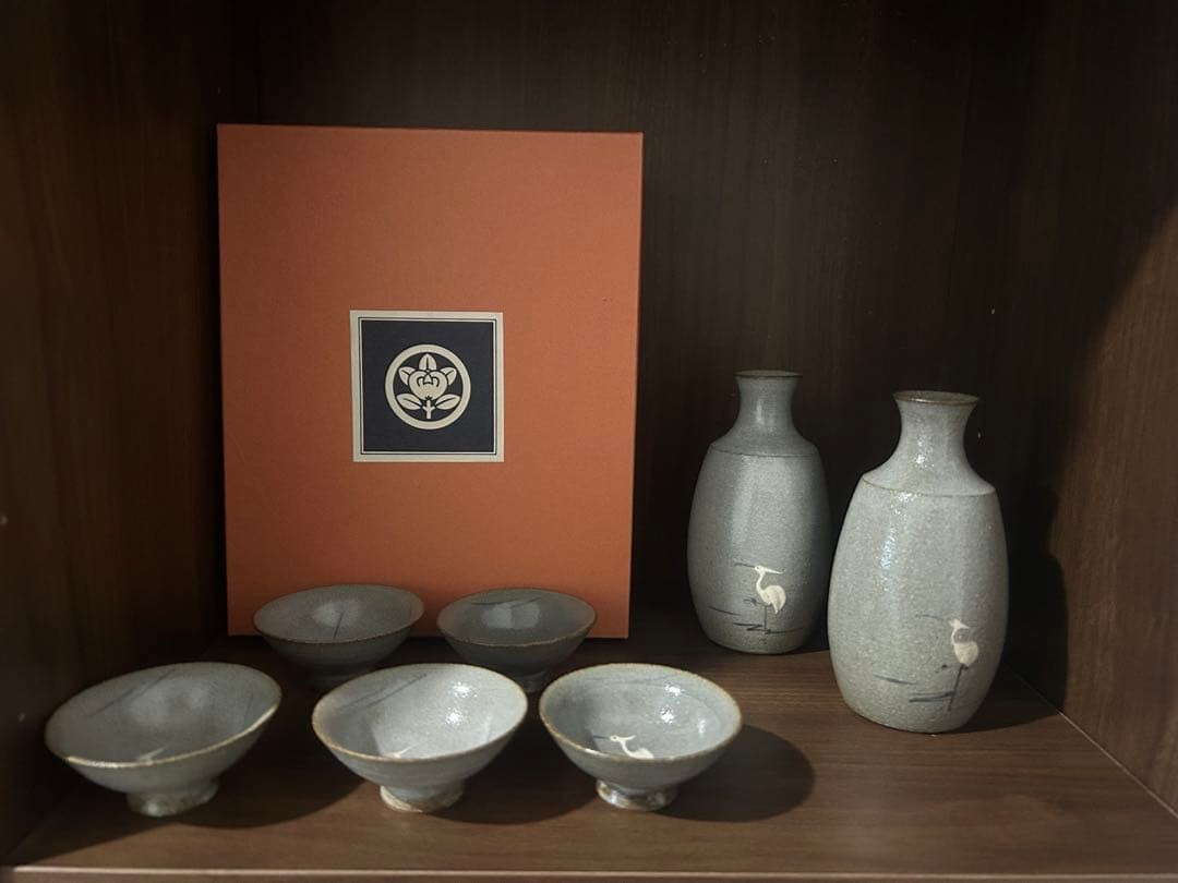 Tachikichi sake set, 2 sake bottles, 5 choko cups, sake | eBay