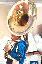 SOUSAPHONE 22" DZWONEK TUBA ZŁOTY LAKIER WYKONANY Z CZYSTEGO MOSIĄDZU + PUDEŁKO NA WALIZKĘ + DARMOWA WYSYŁKA