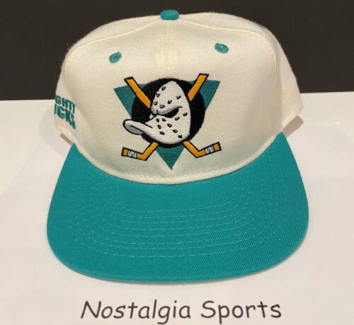 Vintage NHL ANAHEIM DISNEY MIGHTY DUCKS APPAREL #1 Snapback Hat NEW Old Stock - Photo 1 sur 6