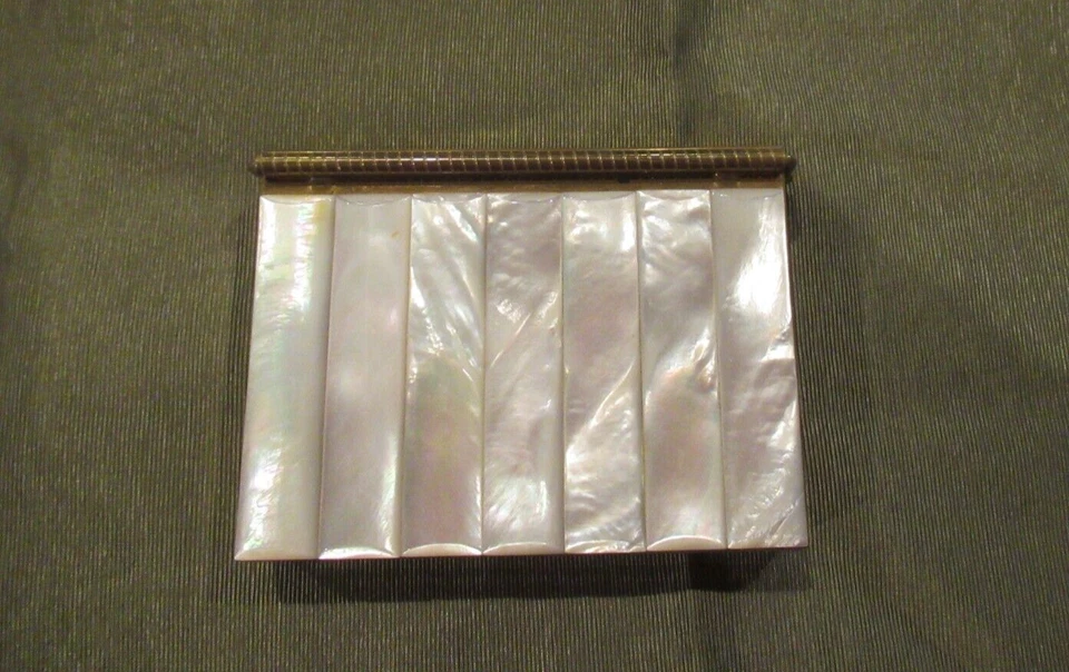 Minaudiere 复古 Volupte 珍珠母, 小巧, 钱夹 — 第 2/4 张图片