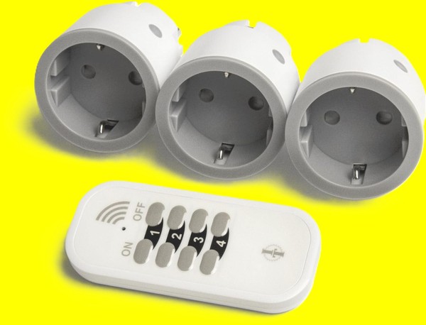 ITI-14 Intertechno 3-Fach Funk-Zwischenstecker-Set - Mini-Power-Steckdosen 2300W-image