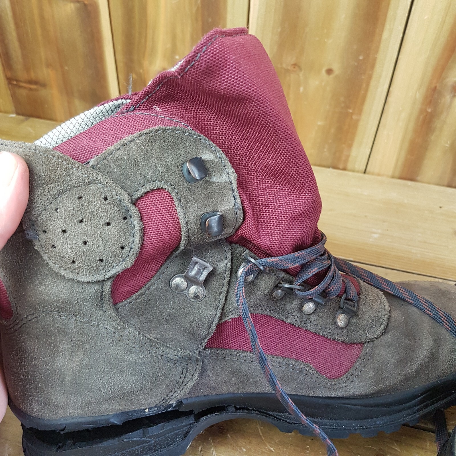 *Read* Salomon Brown Suede Hiking Boots Mens UK 9.5 US 10 EU 44 eBay