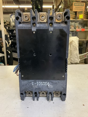 WESTINGHOUSE DK3300 300 AMP CIRCUIT BREAKER 3 POLE 240 VAC - Picture 3 of 11