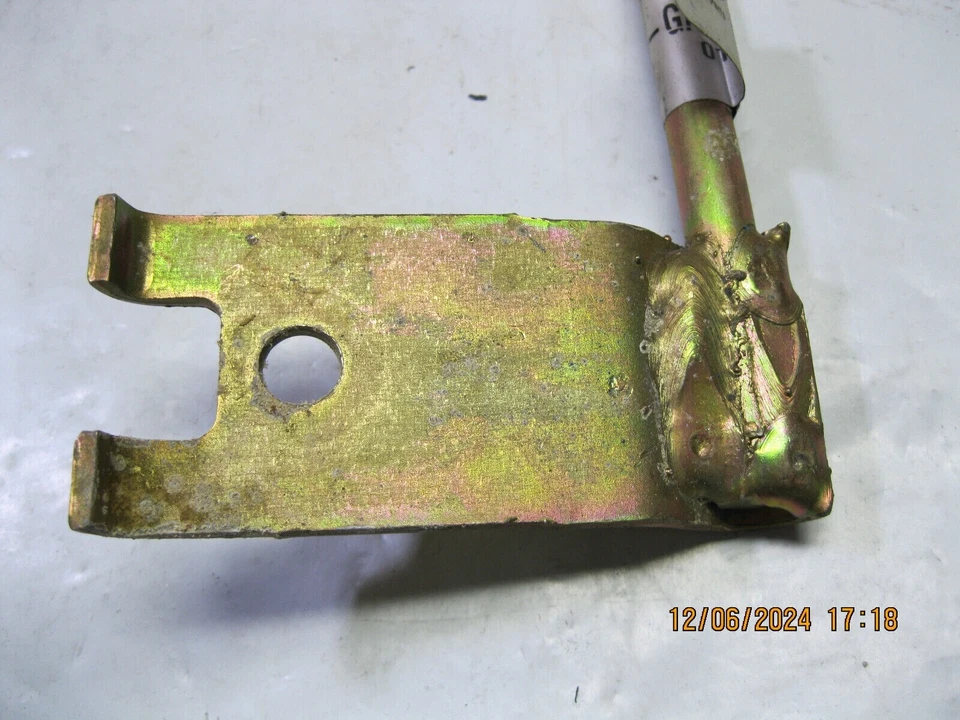 Genuine Ford OEM F75Z-5260-GA Exhaust Bracket Foto 3 de 4