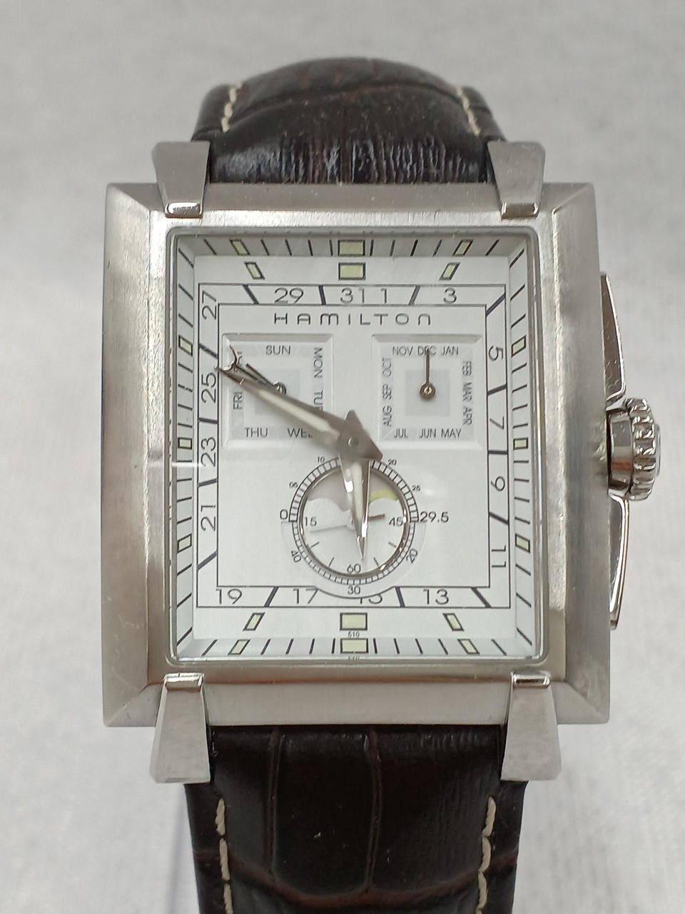 Trent Moon Phase Model H304100 HAMILTON image 2