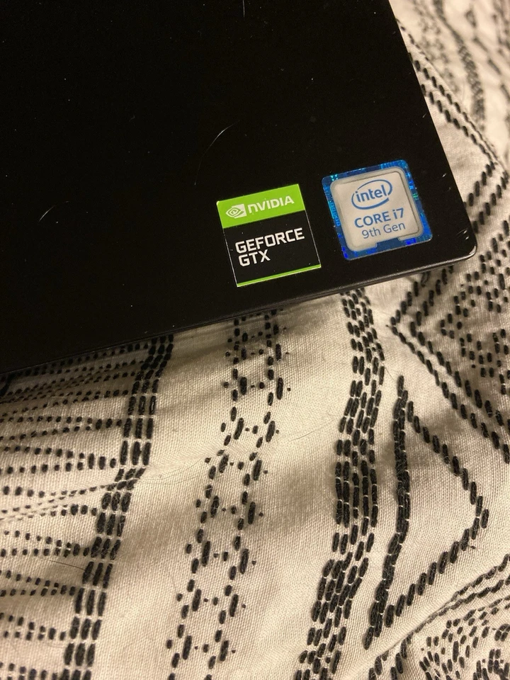 Laptop para juegos Dell G5 15 i7 9ª generación + cargador y cable Foto 4 de 4