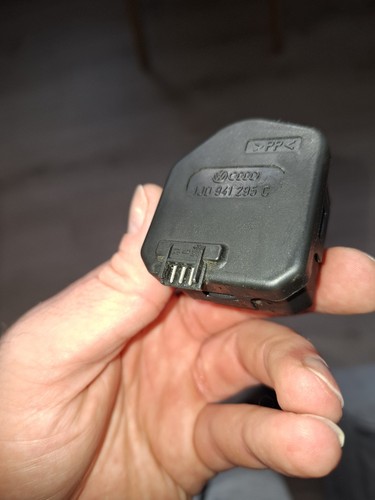 Original VW AUDI Stellmotor Leuchtweitenregulierung Scheinwerfer 1J0941295C