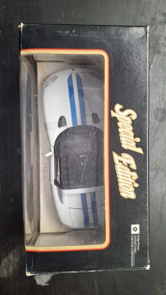 Dodge Viper RT/10 - 1:24 - Maisto - Immagine 4 di 4